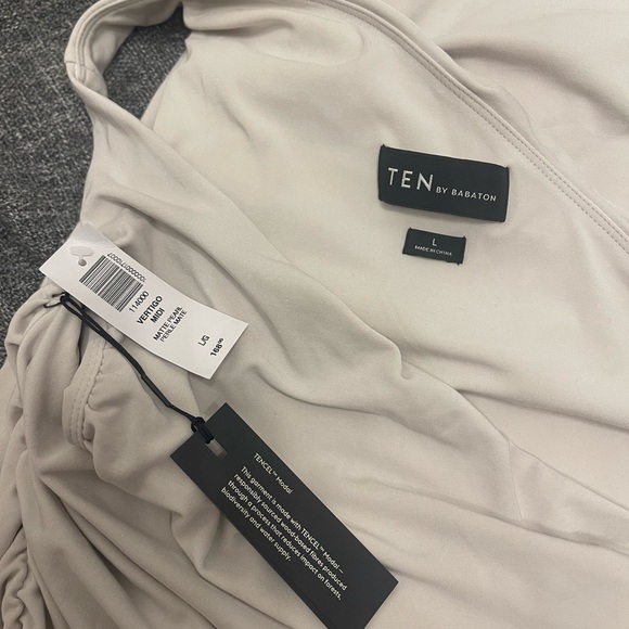 Vertigo MIDI Dress in Pearl - Picture 6 of 6